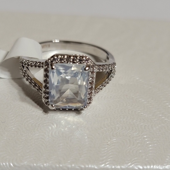 Ring Bomb Jewelry - Beautiful Moonstone ring